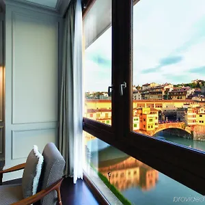 ***** Hotel Portrait - Lungarno Collection Italien